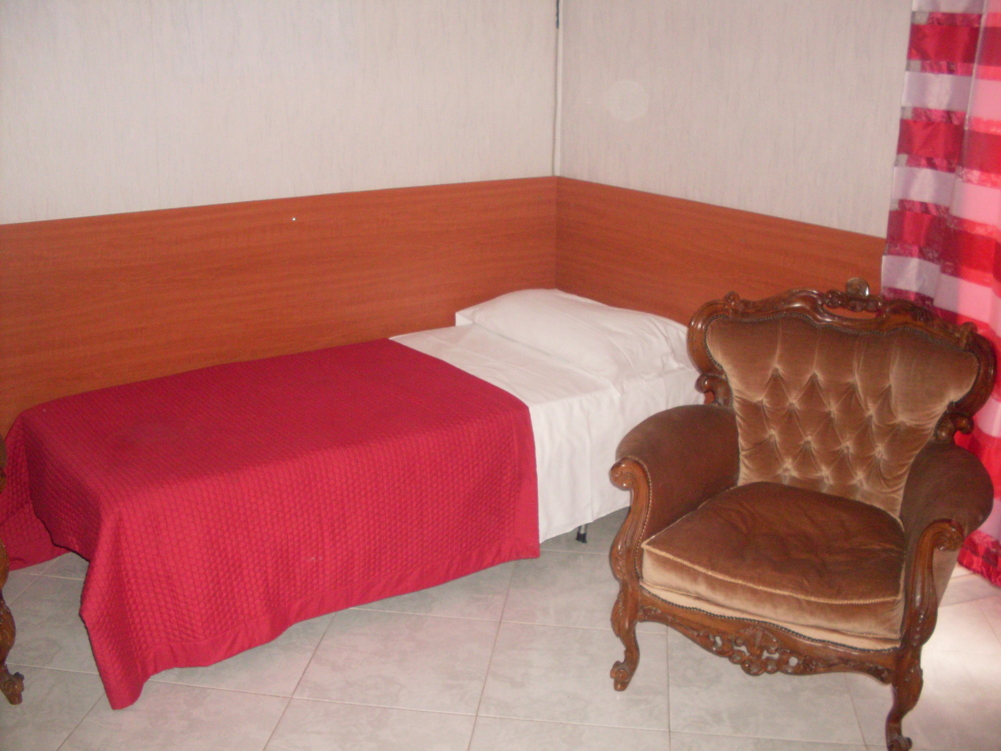 Dhali - Guest house 3*